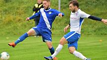 I sedmé utkání na domácím trávníku fotbalisté Blanska (bílé dresy) vyhráli. Ve 12. kole Moravskoslezské ligy porazili MFK Frýdek-Místek 1:0. Foto: Josef Kratochvíl