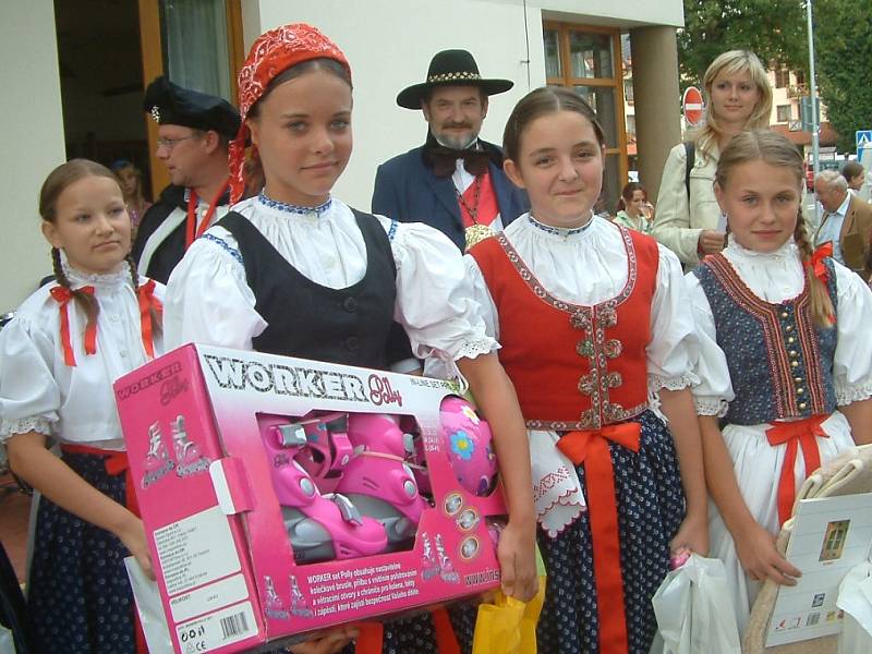 Ne programu Lašského kulturního festivalu byla i volba Miss a Missečka folklor.