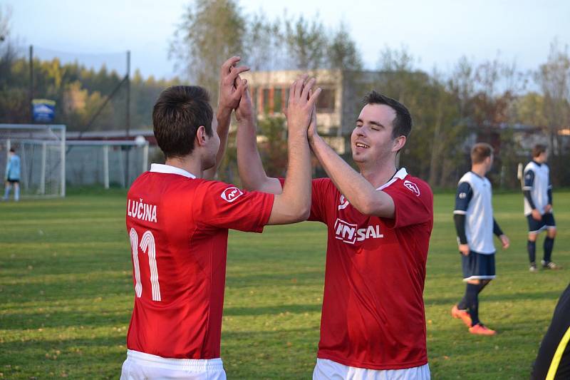 Lídr I. B třídy z Lučiny si na domácím trávníku poradil s Jablunkovem 3:0. 