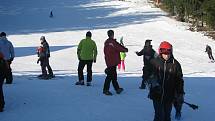  Ski areál Bílá v sobotu oficiálně zahájil novou lyžařskou sezonu.