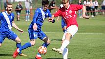 Fotbalisté Uherského Brodu (v červených dresech) prohráli ve 21. kole MSFL s Frýdkem-Místkem 0:1.