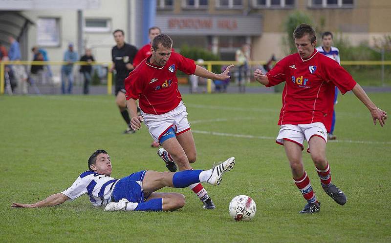 Fotbalisté Brušperku prohráli na domácím trávníku s Vlčovicemi 1:3.