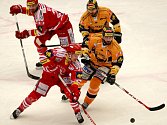 Sedmý - rozhodující - finálový zápas hokejové extraligy mezi Třincem a Litvínovem. 