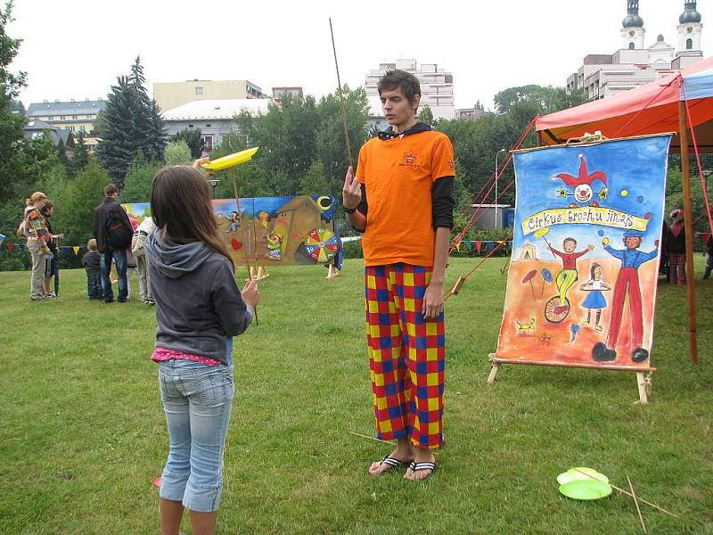 Létohrádky, které se konaly v sobotu ve Frýdku-Místku, bavily děti i jejich rodiče.