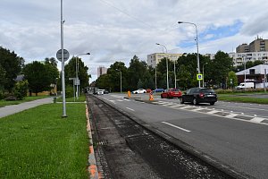 Frýdek-Místek opravuje další silnice, také tu v Ostravské ulici. Srpen 2023.