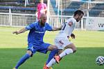 V druholigovém derby se nakonec z přesvědčivého vítězství radovali fotbalisté Frýdku-Místku (v bílém), kteří Vítkovice udolali 5:2.