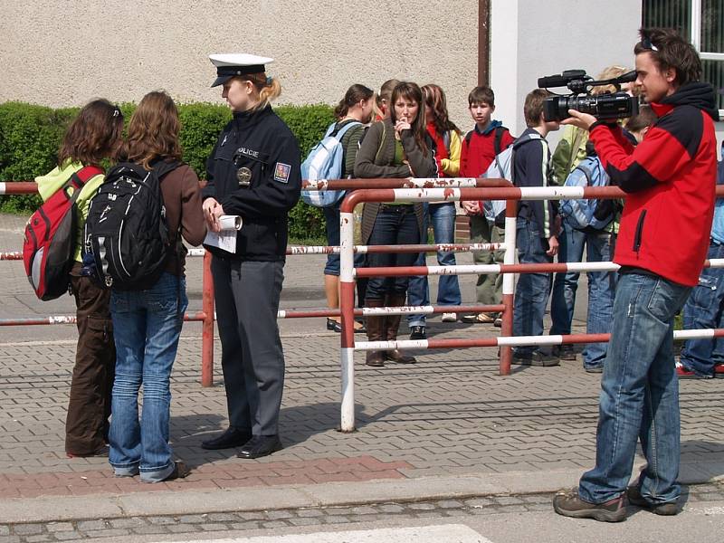 Do celostátní dopravně-bezpečnostní akce „Zebra se za tebe nerozhlédne“ se zapojili i policisté z Frýdecko-Místecka.