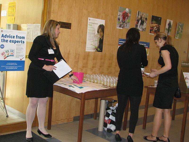 V sobotu bylo ve Frýdku-Místku slavnostně otevřeno mezinárodní zkouškové centrum University of Cambridge.