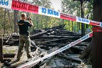 Dřevěný kostel Božího těla v Gutech lehl 2. 8. 2017 popelem. 
