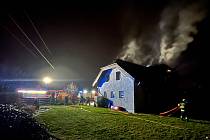 Požár rodinného domu v Pržně.