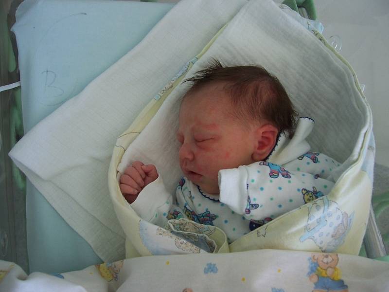 Eva Němcová, Frýdek-Místek, nar. 20.04., 46 cm, 2,55 kg, nemocnice Frýdek-Místek.  