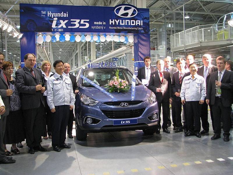 V nošovické automobilce Hyundai začala v pátek 1. července sériová výroba modelu Hyunai ix35.