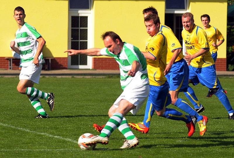 Snímky z utkání Čeladná – Dolní Lutyně 3:1 (2:0).