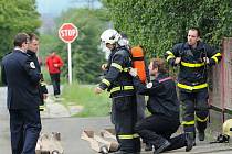 Profesionální i dobrovolní hasiči se v sobotu utkali v hasičském víceboji TFA Vratimov Cup. 