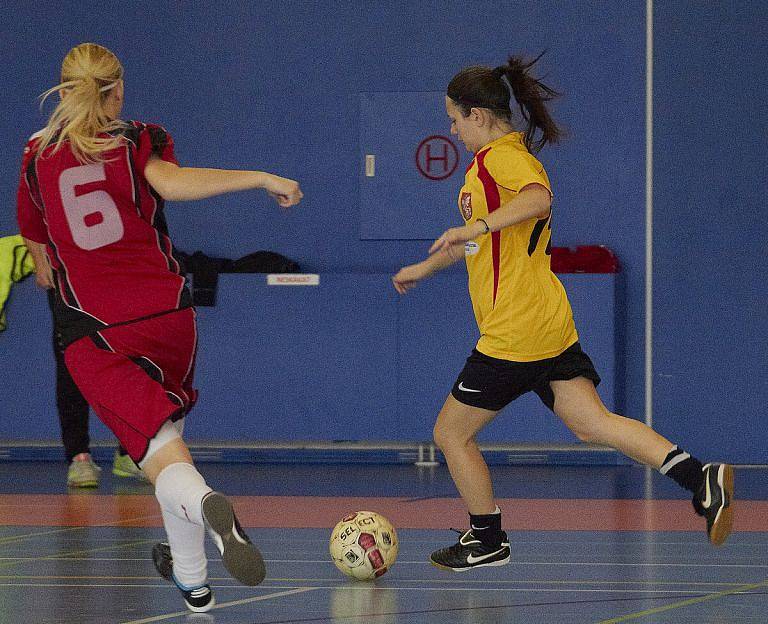 Ve sportovní hale v Brušperku se konal 3. ročník mezinárodního halového turnaje fotbalistek. Turnaj, který pořádal domácí oddíl SK Brušerk, vyhrály nakonec ženy FK Panorama Ostrava, před druhými Tequilkami Ostrava a třetím FK Reames Kysucký Lieskovec.