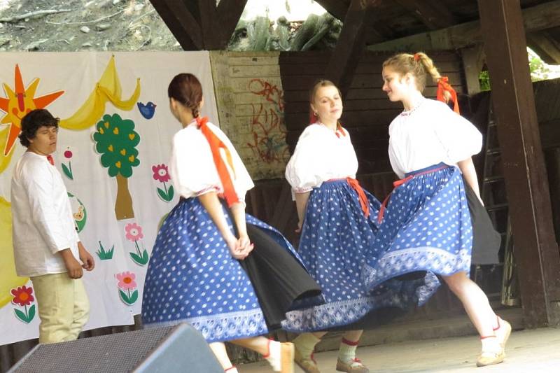 Jablunkov hostil mezinárodní dětský folklorní festival Jackové dětem.