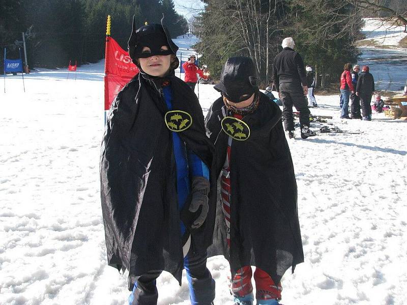 Lyžařský areál SKI MSA ve Starých Hamrech v sobotu hostil akci nazvanou Loučení se zimou.