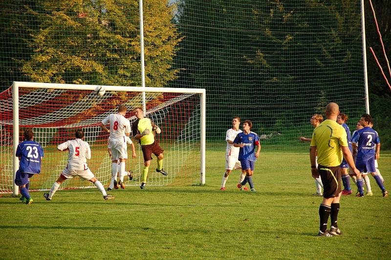 Derby mezi Sedlišti a Dobraticemi skončilo smírně 1:1.