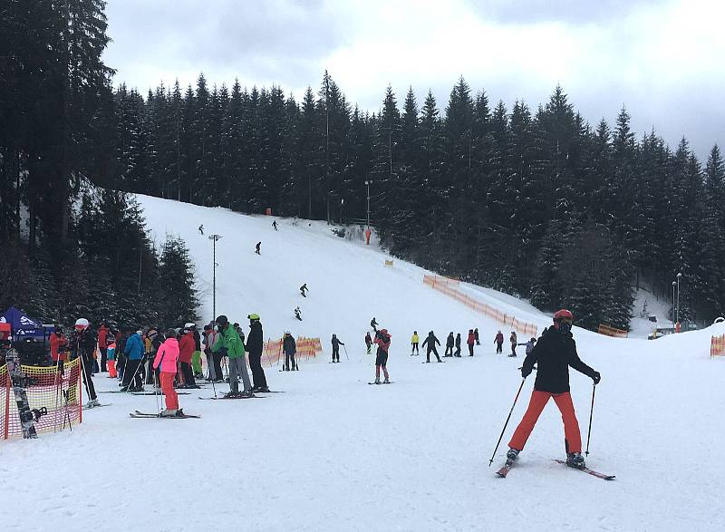 Den na lyžích s Moravskoslezským krajem na Bílé v Beskydech v sobotu 4. února 2023.