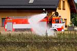 V Paskově shořelo v úterý odpoledne 15 hektarů pole. Způsobená škoda se odhaduje na 150.000 korun, příčina požáru se vyšetřuje.