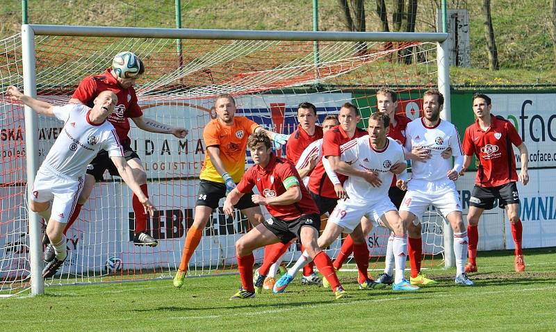 Fotbalisté druholigového Třince si vyšlápli na favorizované Táborsko, když jej před domácími fanoušky porazilo 1:0.