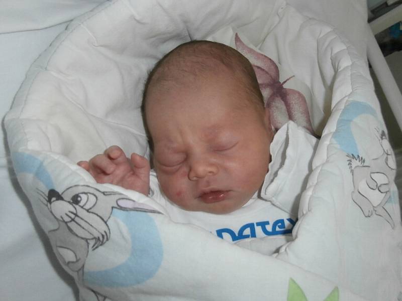 Karolína Šerá, Nový Jičín, nar. 14. 10., 47 cm, 3,05 kg. Nemocnice ve Frýdku-Místku. 