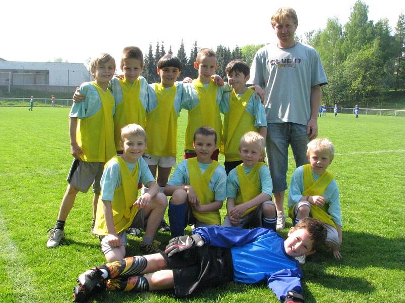 Okresní finále McDonald´s Cup 2008 druhých a třetích tříd se konalo ve středu 14. května ve frýdecko-místeckých Stovkách.