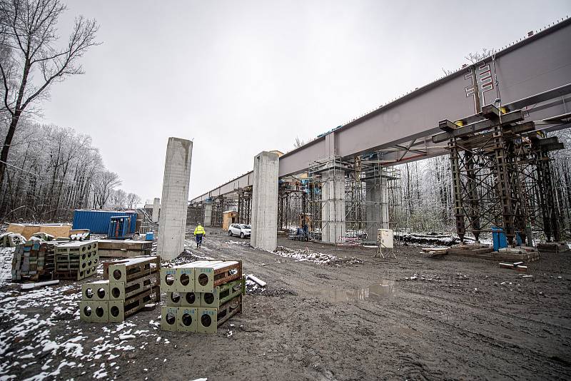 U Dobré na Frýdecko-Místecku pokračovala 13. dubna 2021 výstavba obchvatu města Frýdku-Místku (II. etapa).