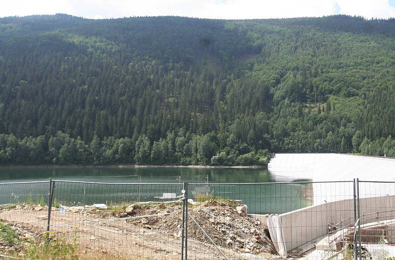 Rekonstrukce vodní nádrže Morávka, 4.8. 2022.