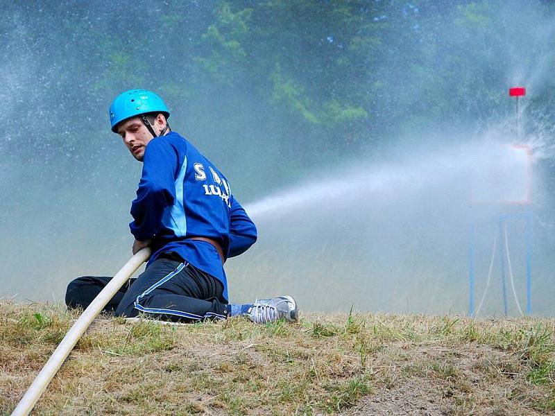 V Lukavci, místní části Fulneku, se konala již po 24. vyhlášená požární soutěž Terénní vlna.