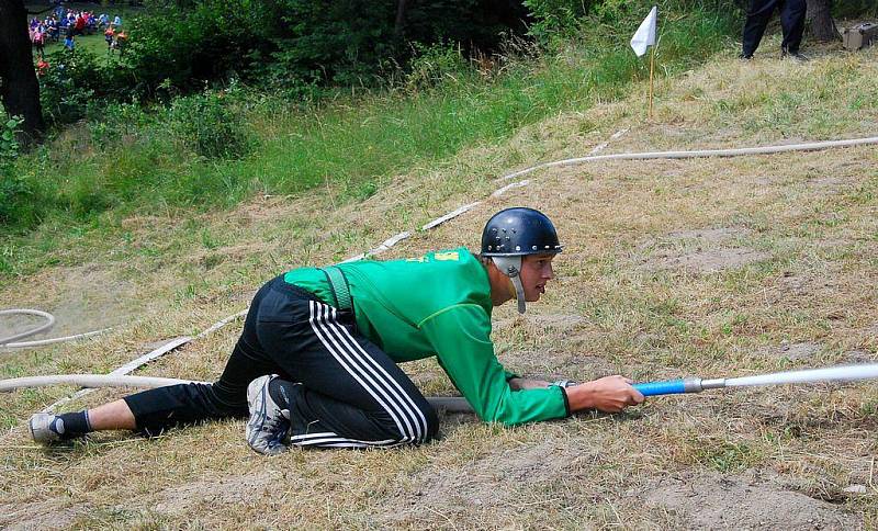 V Lukavci, místní části Fulneku, se konala již po 24. vyhlášená požární soutěž Terénní vlna.