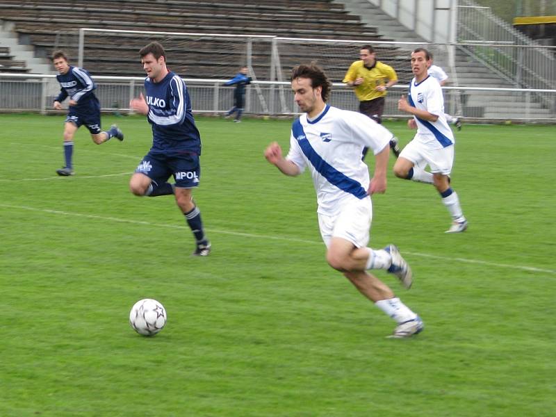 MSFL pokračovala o tomto víkendu i na Stovkách. Frýdek-Místek – Zábřeh 0:1.