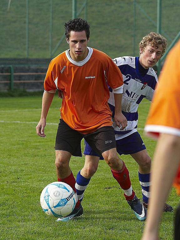 Mladí fotbalisté Brušperku zdolali v krajském přeboru dorostu na domácím hřišti nováčka ze Starého Města 2:1. 