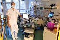 MUDr. Radim Špaček, vedoucí lékař ECMO programu na kardiologickém oddělení Nemocnice Agel Třinec-Podlesí.