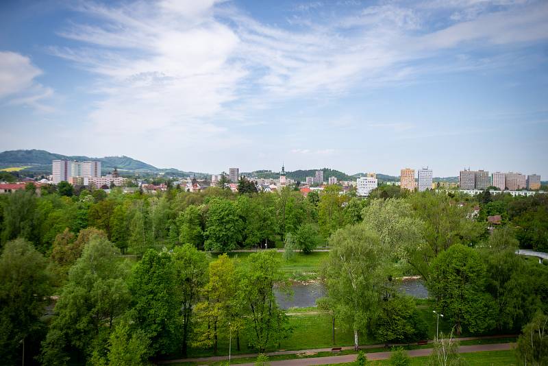 Pohled na město z Hotelu Centrum, 12 května 2022 ve Frýdku-Místku.