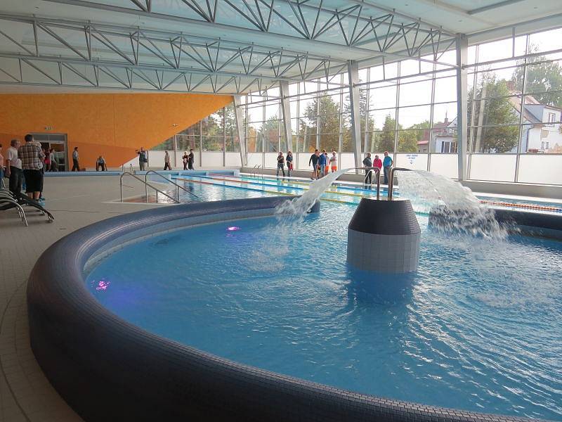 V sobotu se v Brušperku otevřel nový krytý bazén.