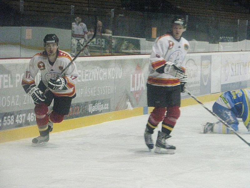 Hokejisté Frýdku-Místku podlehli na domácím ledě soupeři z Břeclavi 1:3.