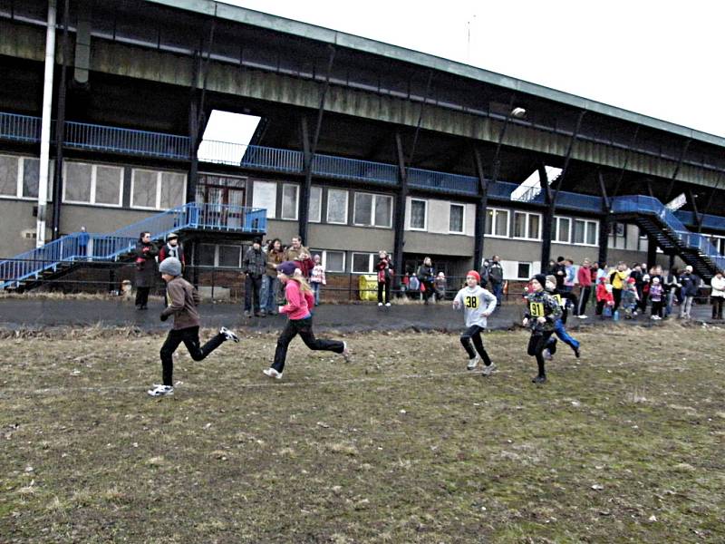 V areálu frýdecko-místeckého stadionu TJ Slezan se v polovině března běžel již 12. ročník Slezanského krosu.