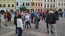 Demonstrace za nezávislou justici a proti vládě ve Frýdku-Místku, 28. května 2019.