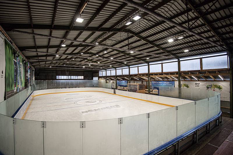 Zimní kluziště Ridera Ice Rink Ostravice, 5. ledna 2022.