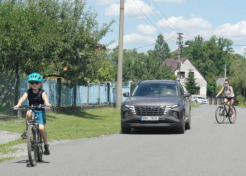 Moravskoslezský kraj podpořil dodělání cyklostezky č. 59 z Ostravy do Beskyd. Kousek chybí ve Sviadnově, vůbec nic ještě nemají v Bašce, 22. 6. 2022.