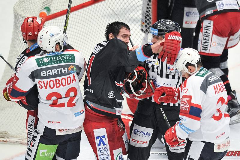 Čtvrtfinále play off hokejové extraligy - 5. zápas: HC Oceláři Třinec - HC Dynamo Pardubice, 21. března 2018 v Třinci.