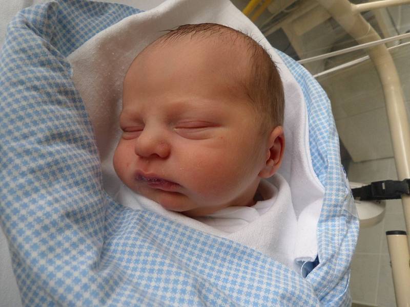 Daniel Byrtus, Jablunkov, nar. 22. 8., 51 cm, 3,18 kg, Nemocnice Třinec. 