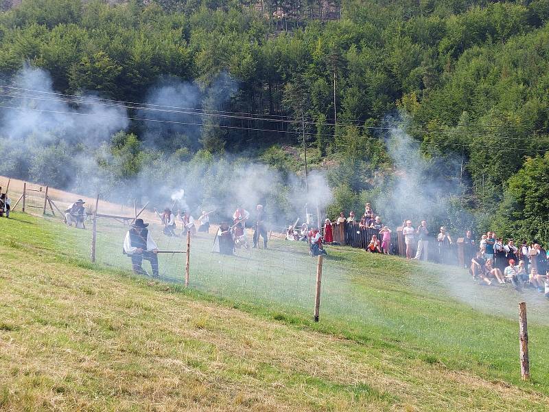 Portáši na Opálené připomínají dobu, kdy museli oblast bránit před loupežníky i pašeráky.