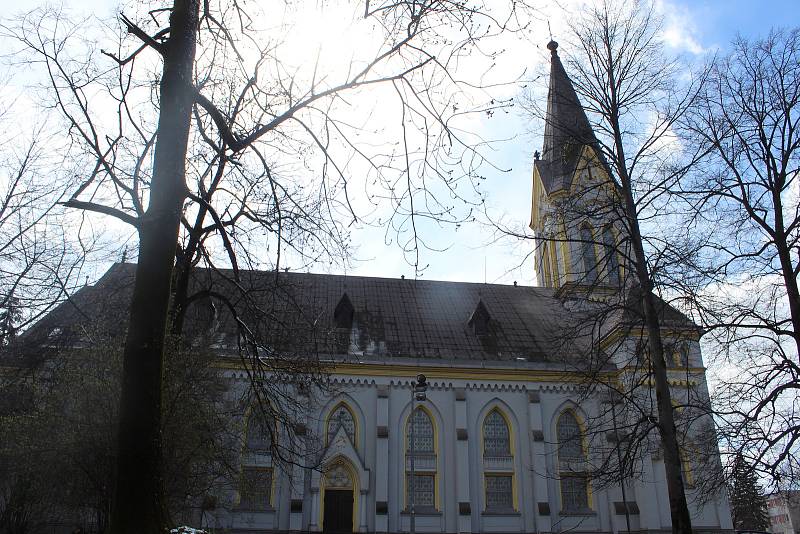 Evangelický kostel je dominantou Třince a jeho chloubou.