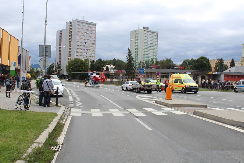 Dopravní nehoda ochromila provoz v Ostravské ulici.