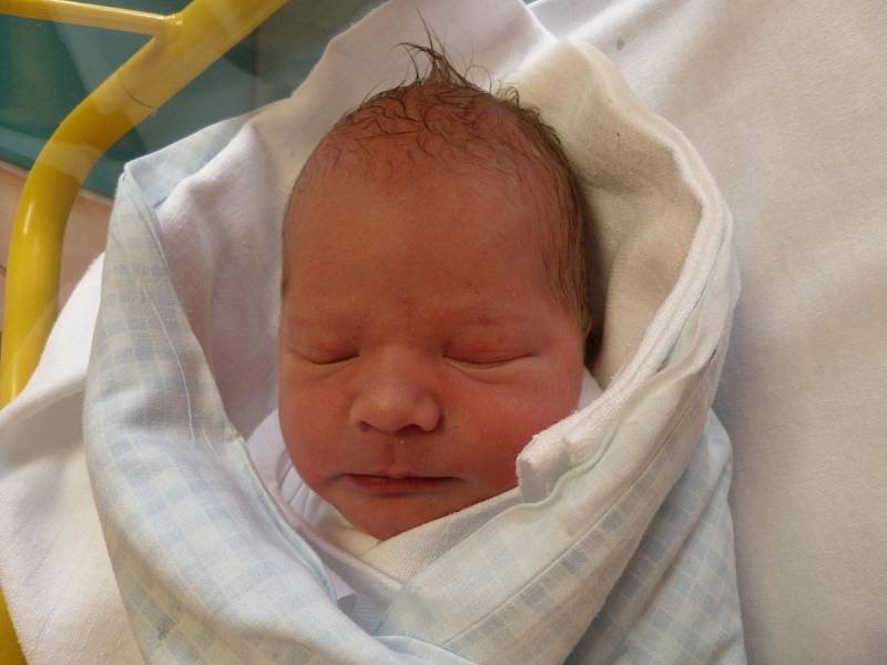 Teodor Pisca, Ropice, nar. 2.1., 50 cm, 3,2 kg, Nemocnice Třinec. 