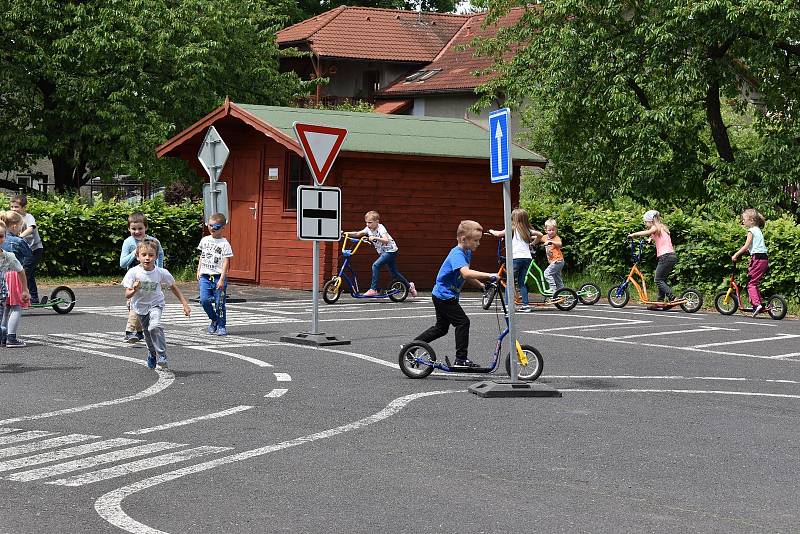 ZŠ Dobrá se připravuje na příchod nových prvňáčků.