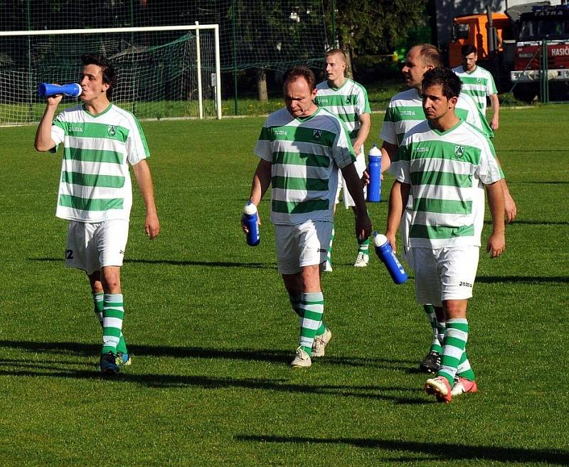 Snímky z utkání Čeladná – Dolní Lutyně 3:1 (2:0).