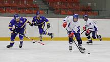 Turnaj v ledním hokeji Škoda Hockey Cup. Utkání Moravskoslezského kraje (bílé dresy) s Olomouckým krajem. 